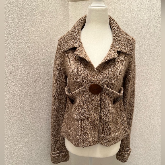 BCBG One Button Oatmeal Cardigan - Picture 14 of 14